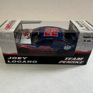 NASCAR 2017 Joey Logano AAA 1:64 Diecast